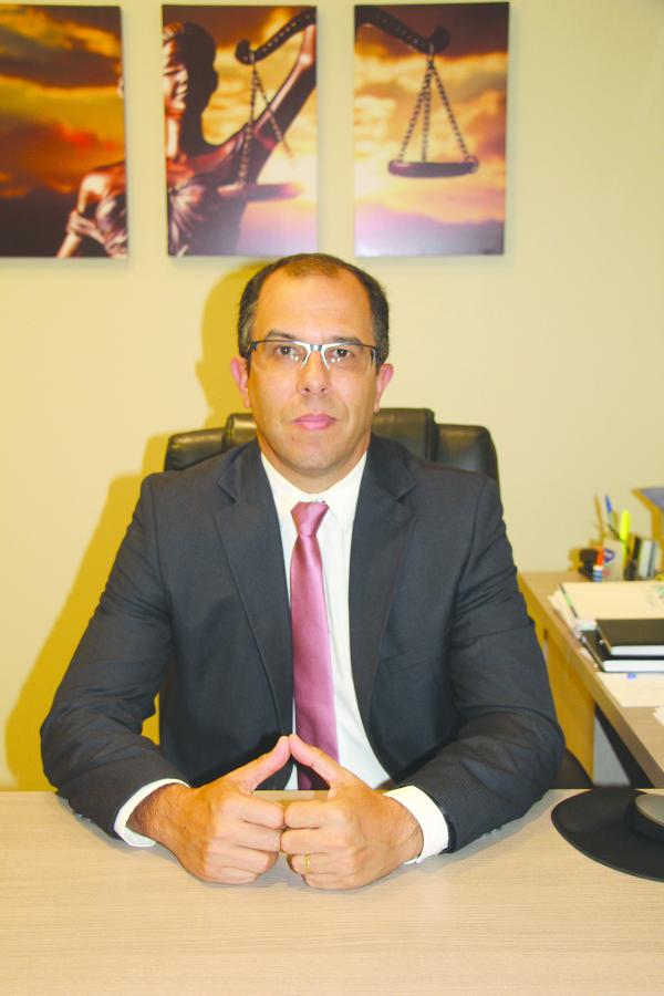 Advogado Fabrício Wasem, que representa os pacientes nos processos