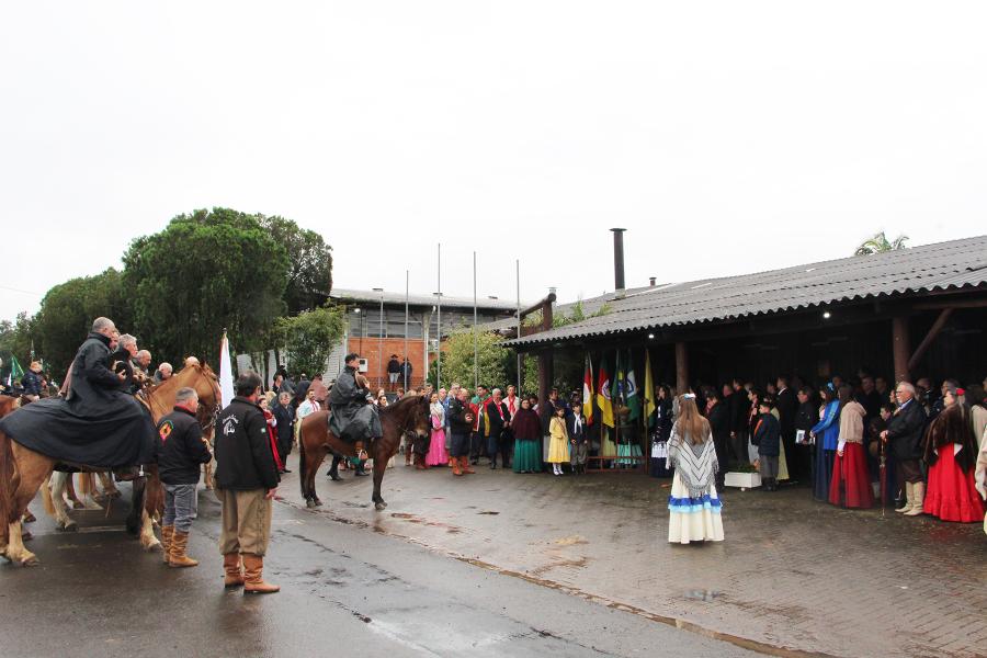 Cerimônia de expansão ocorreu em frente à ACTG Portal da Serra