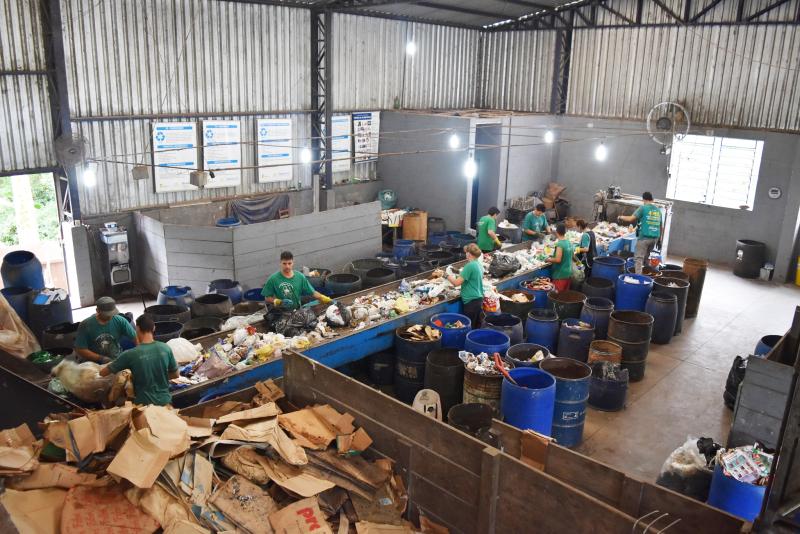 Do total de resíduos coletados no município, 20% são reciclados