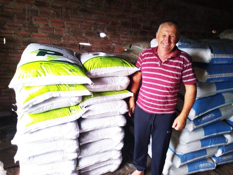 Prefeitura de Morro Reuter começa distribuição de insumos aos agricultores
