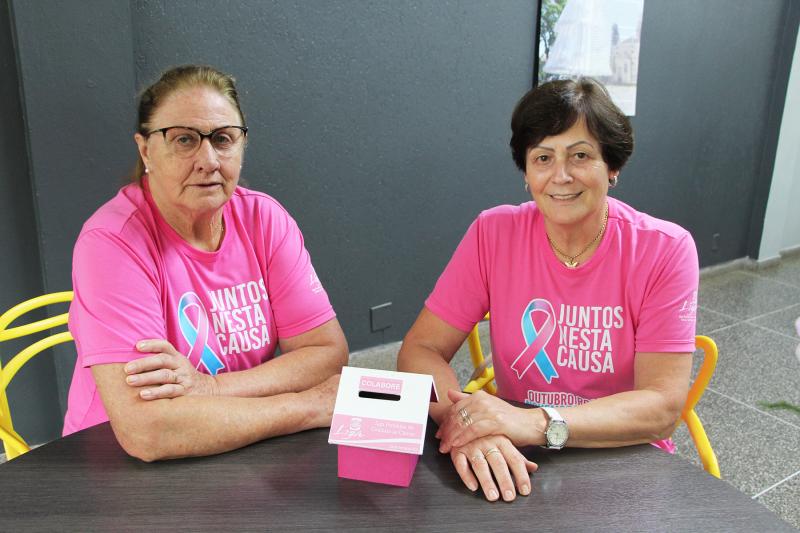 Voluntárias Vera Schneider e Itene Haas vieram divulgar o evento beneficente no Jornal Dois Irmãos