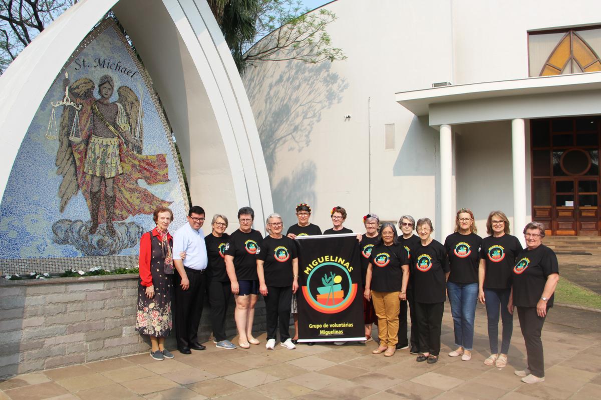 Grupo convida a comunidade para prestigiar Grupo convida a comunidade para prestigiar