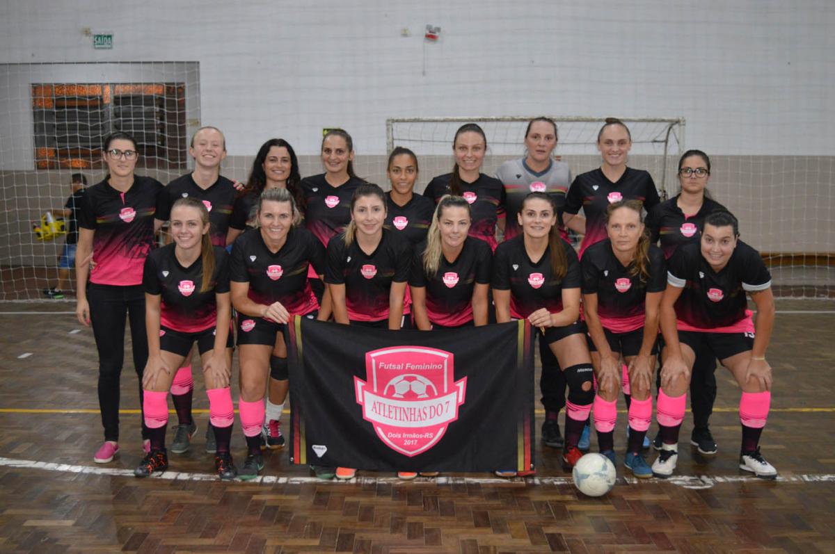 Equipe dois-irmonense ficou no 3 a 3 com o Renegadas/ 11 Unidos Equipe dois-irmonense ficou no 3 a 3 com o Renegadas/ 11 Unidos