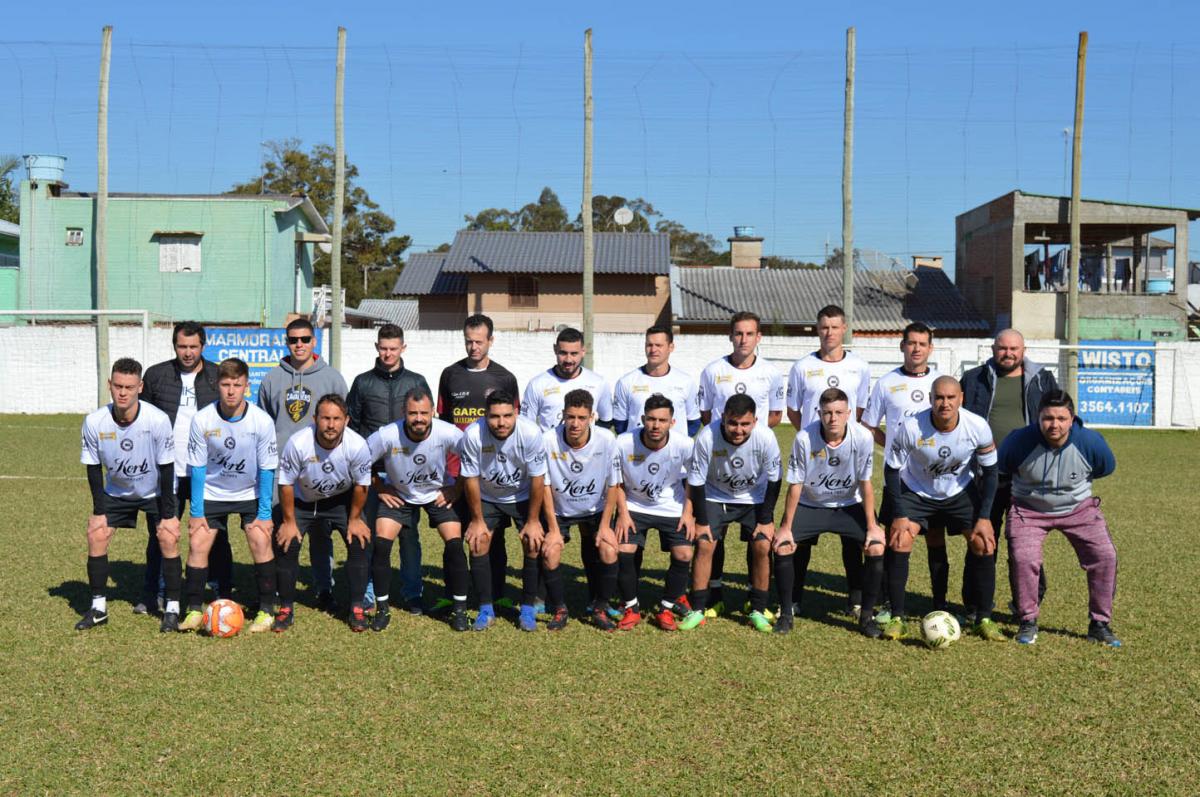 Time dois-irmonense enfrenta o Fluminense Time dois-irmonense enfrenta o Fluminense