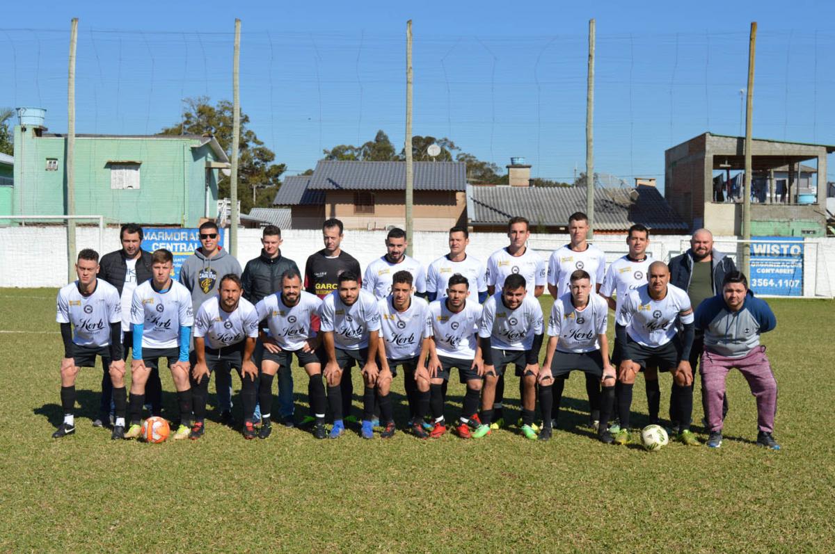 Time dois-irmonense enfrenta o Fluminense