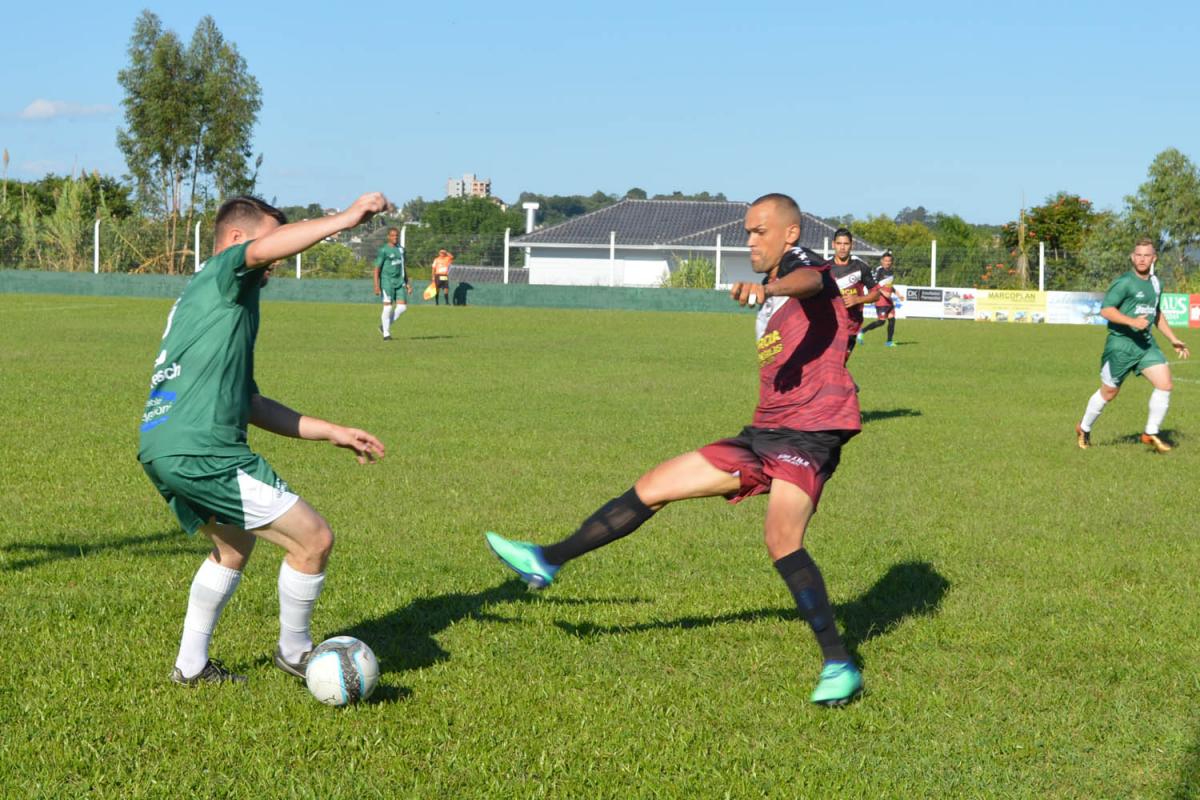 Clube dois-irmonense está classificado no 1º e no 2º quadro