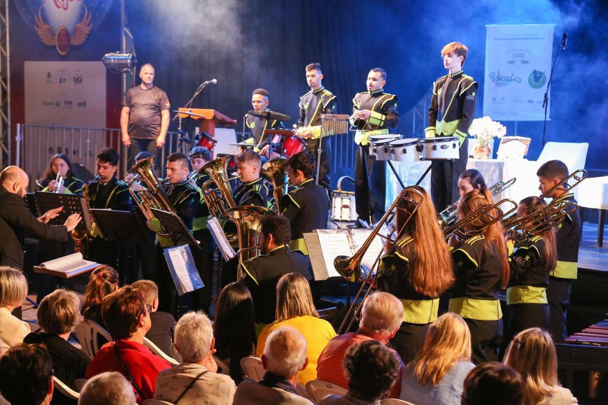 Grupo se apresenta em diversos eventos na cidade e região