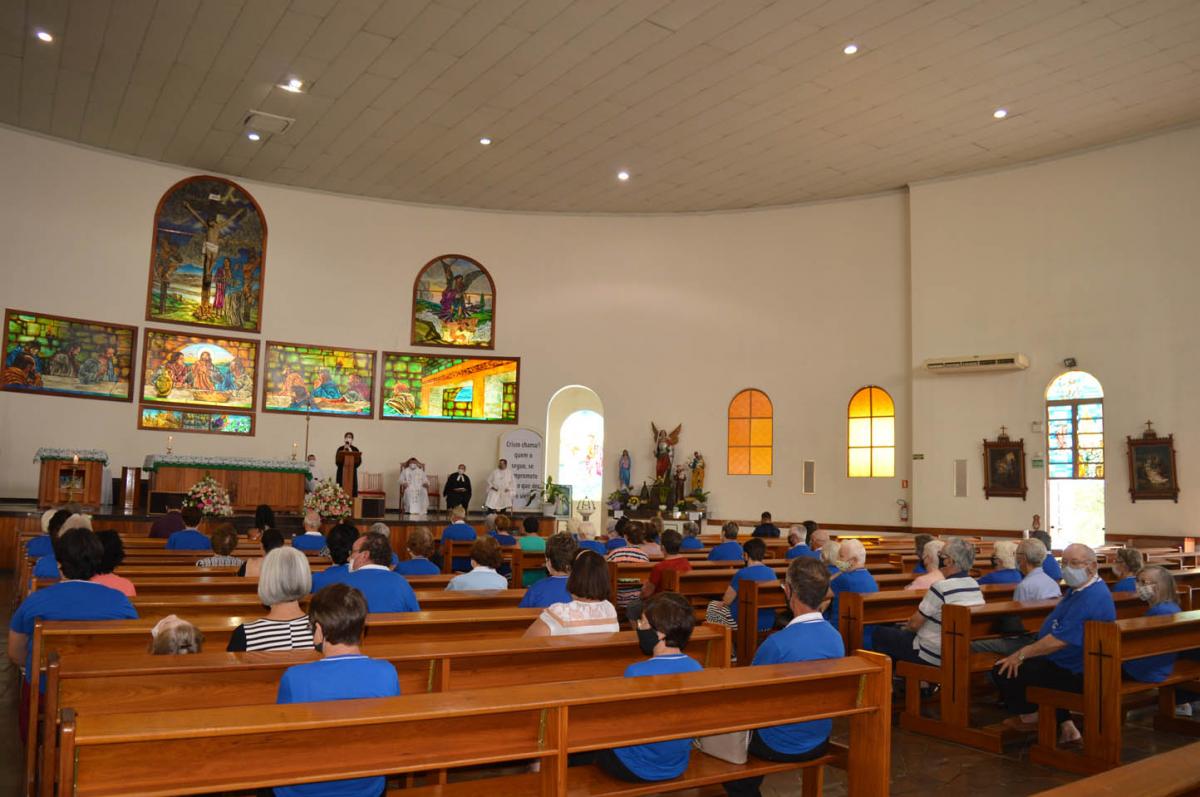 Celebração foi na Igreja Matriz Celebração foi na Igreja Matriz