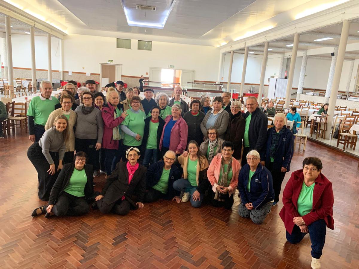 Grupo reunido na Santa Cecília (Foto: Divulgação)