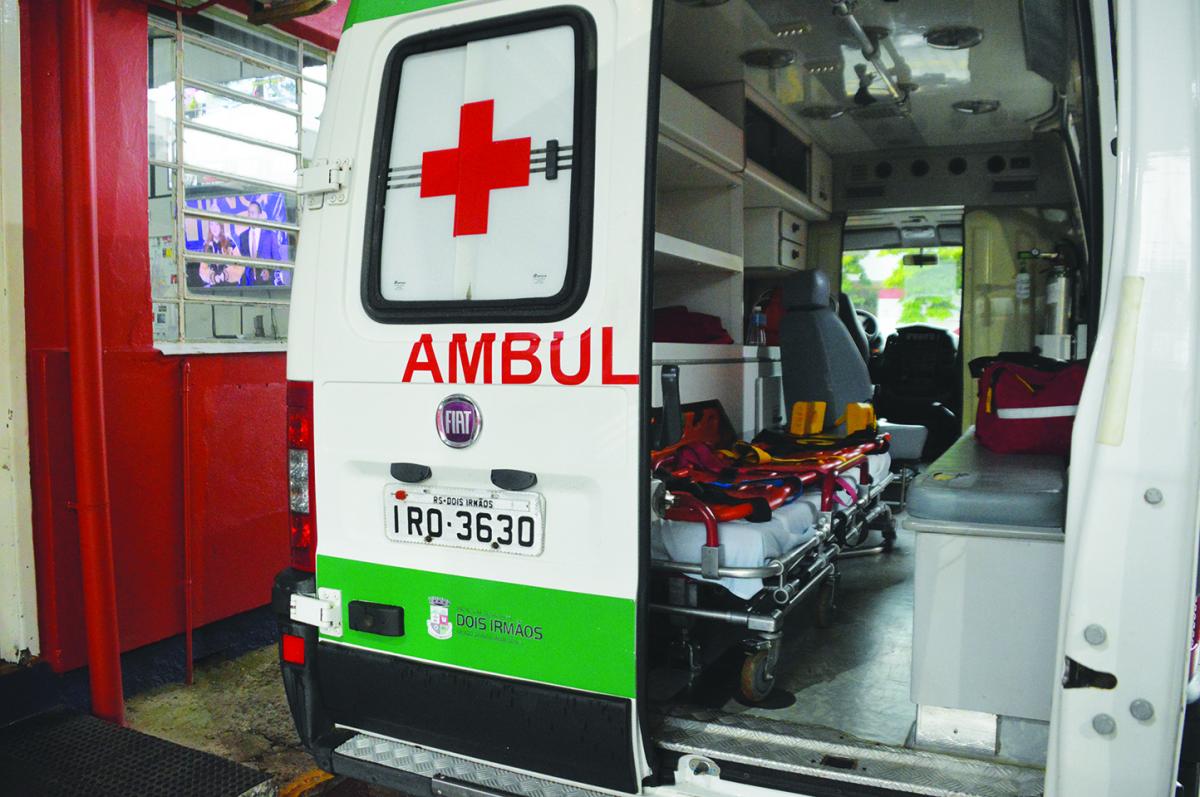 Por enquanto, Corpo de Bombeiros está utilizando ambulância emprestada pela Secretaria da Saúde Por enquanto, Corpo de Bombeiros está utilizando ambulância emprestada pela Secretaria da Saúde