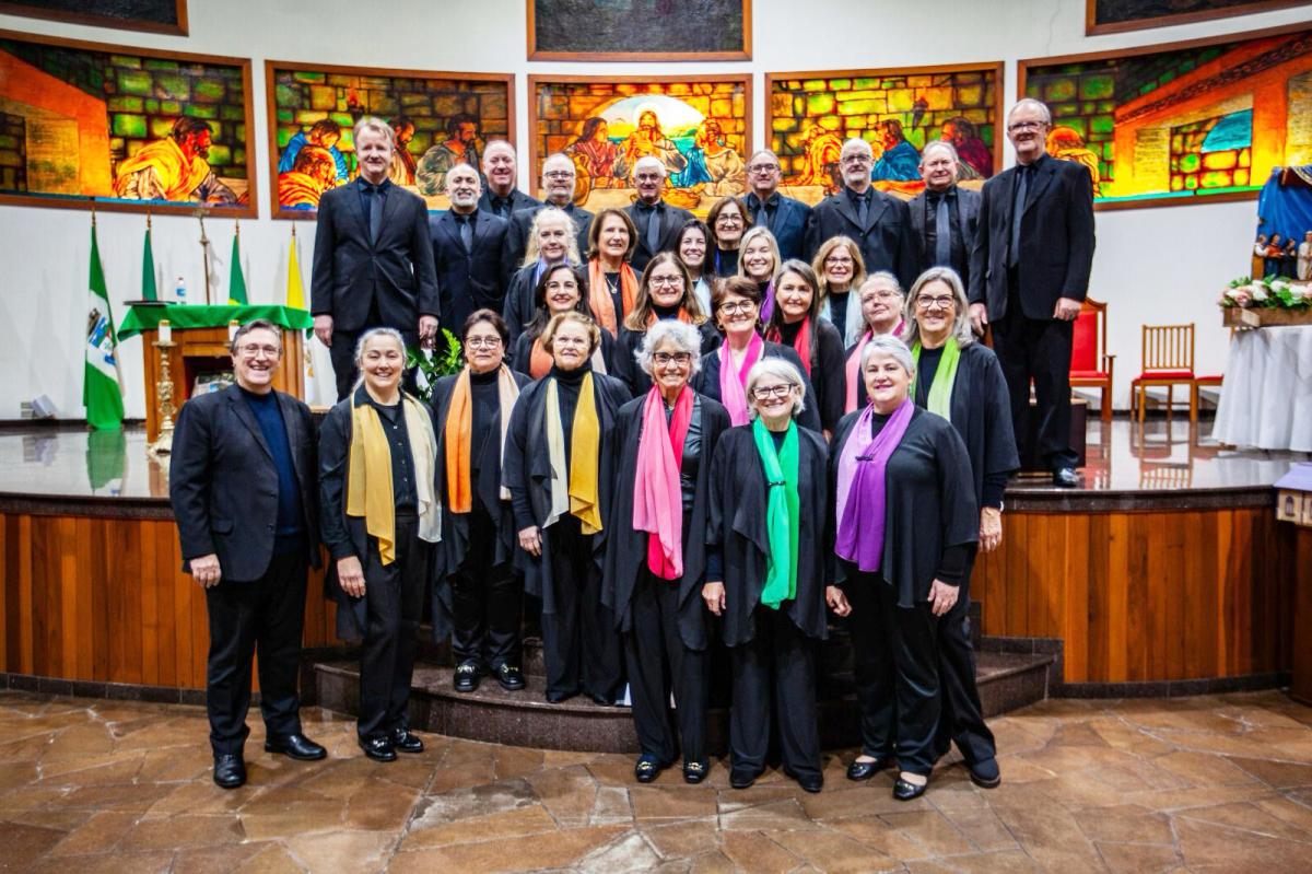 Coro Adulto (Foto: Divulgação)