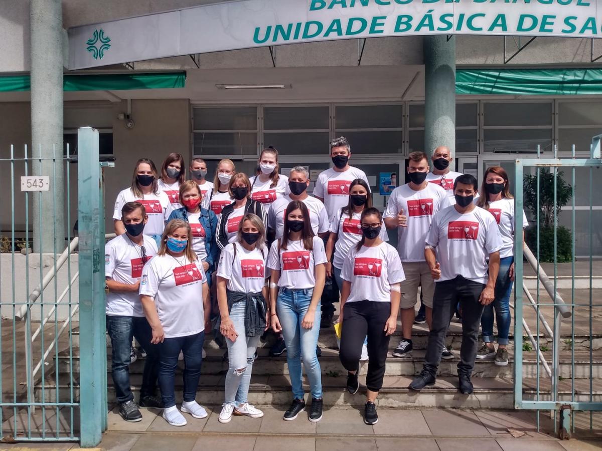 Grupo que participou da ação no dia 6 de março