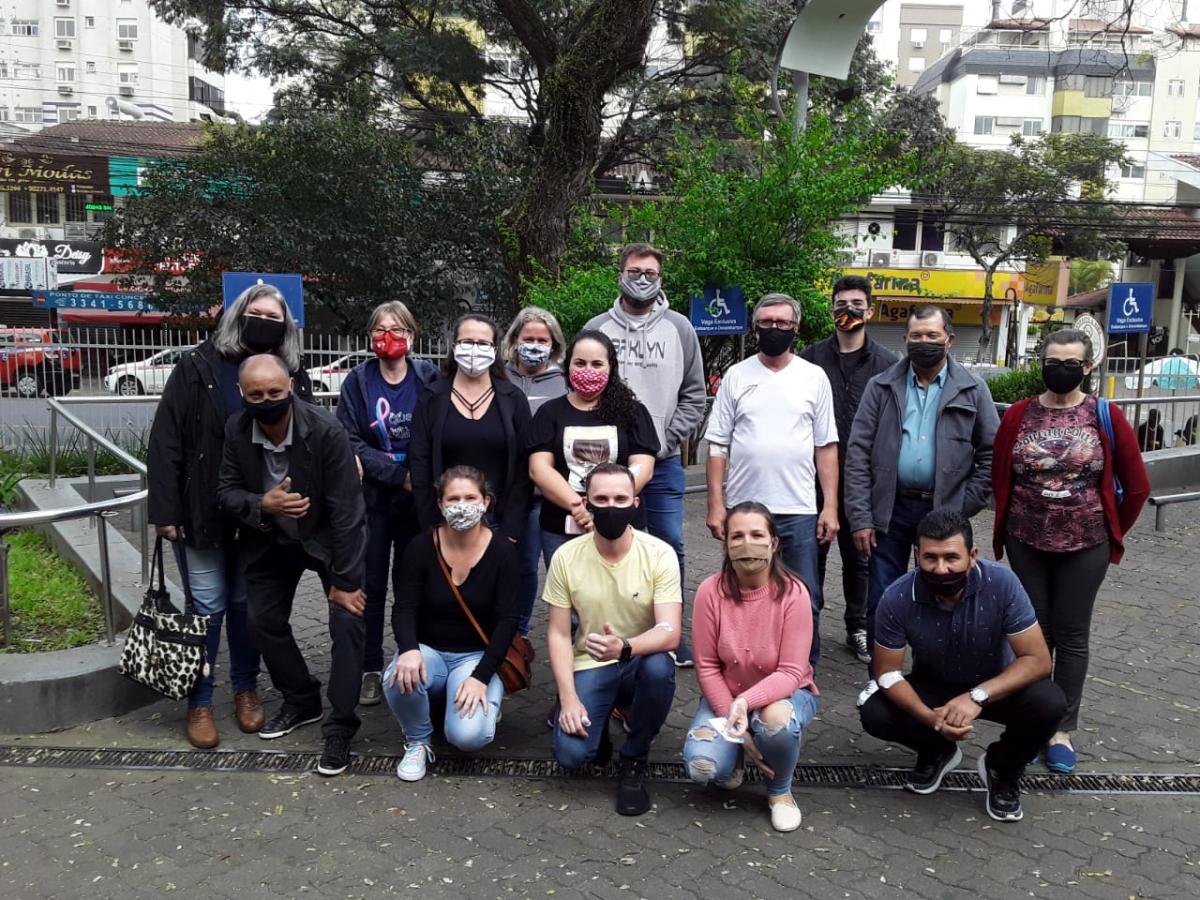 Grupo que participou na ação no último sábado (Divulgação)