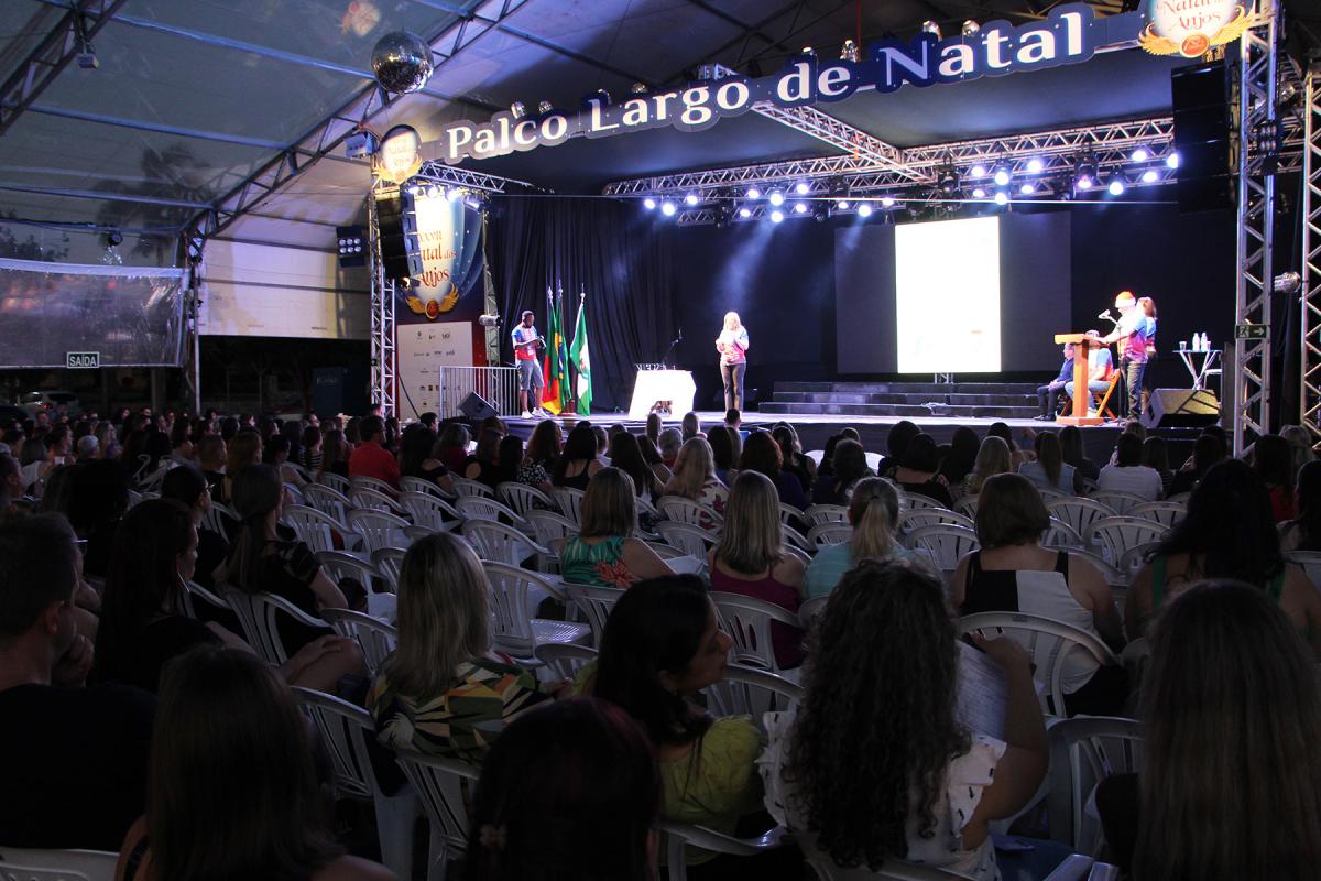Evento ocorreu no palco principal do Natal dos Anjos Evento ocorreu no palco principal do Natal dos Anjos