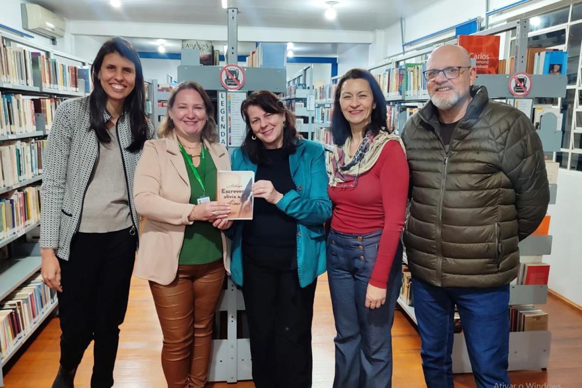 Bruna Holzbach, Andrea Calini, Juliana Kappel, Josaine Pretto e Ricardo Moraes