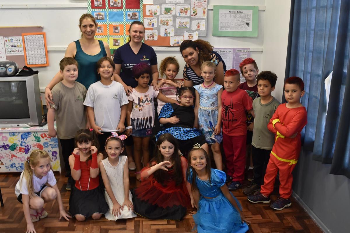 Jenifer de Almeida da Silva é muito querida por seus colegas