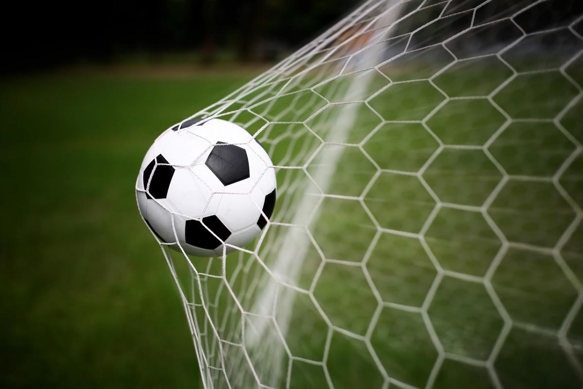 Jogos movimentam o final de semana Jogos movimentam o final de semana