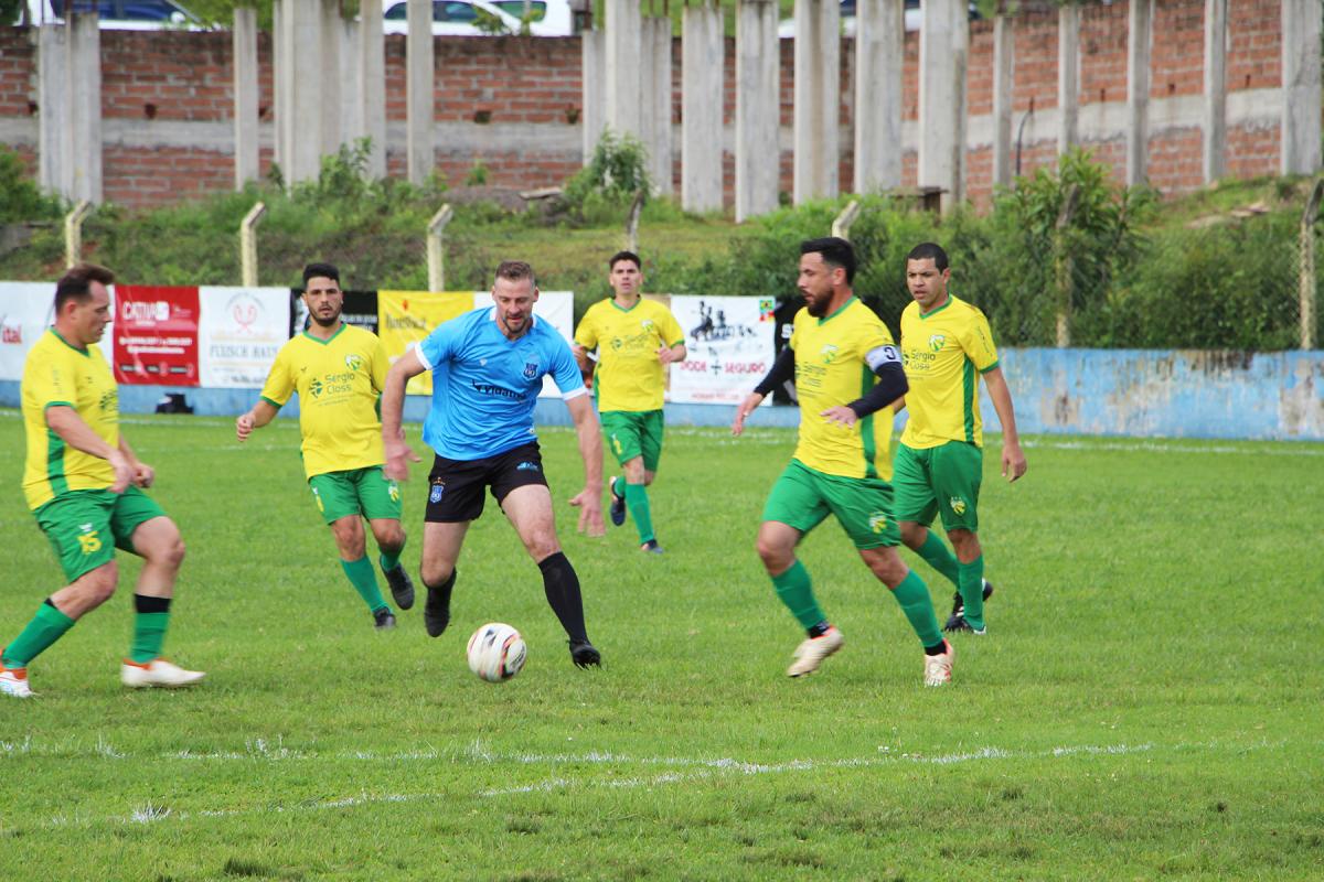 69 venceu primeiro jogo por 2 a 1