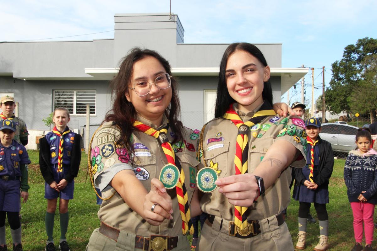 Laura e Amanda conquistaram o distintivo