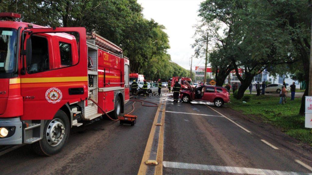 Colisão frontal ocorreu por volta das 9h (Créditos: Neco Mattos/ Especial Rádio Cidade SA)