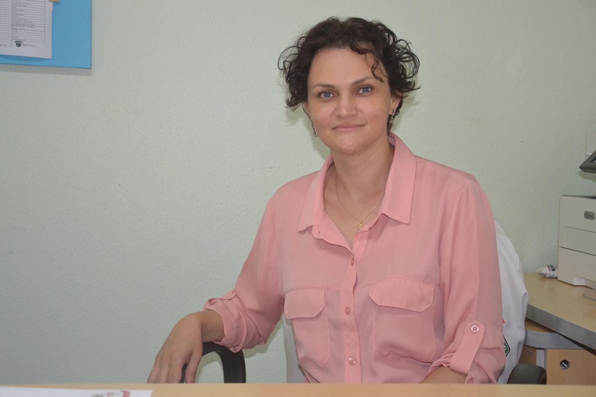 Secretária Ana Paula Secretária Ana Paula