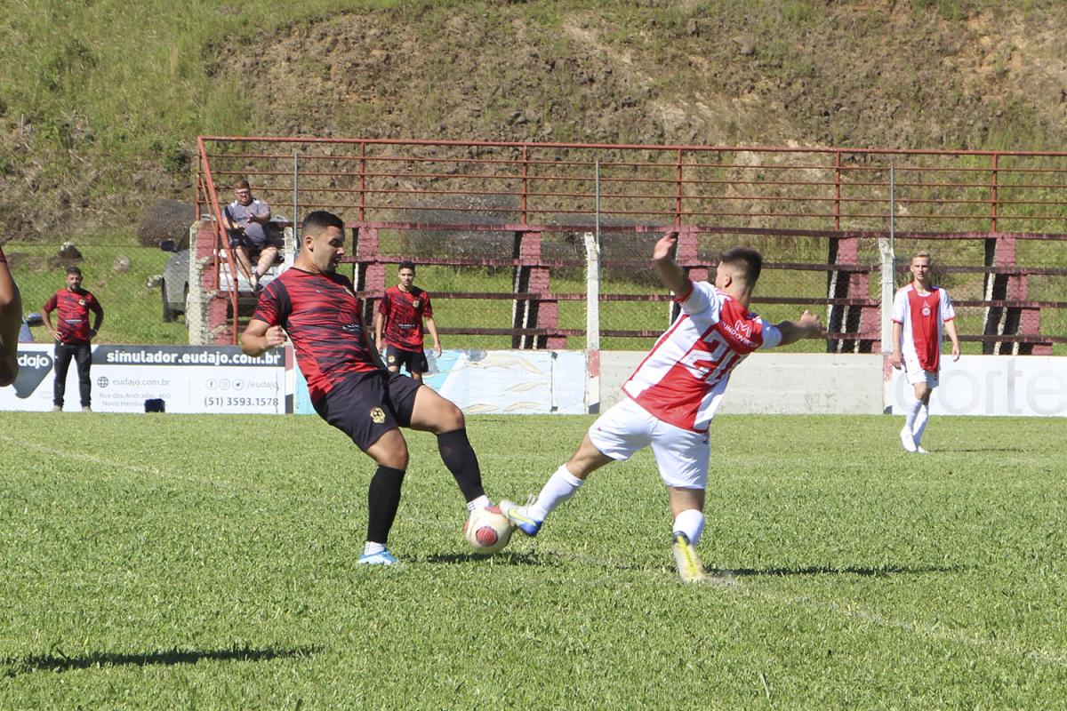 Baixada Rubra recebe um jogo