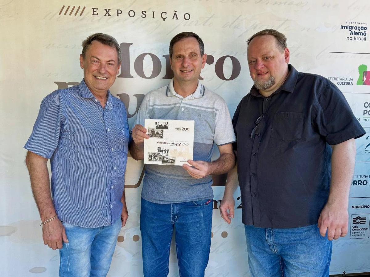 Sandro, prefeito Airton e Miguel (Fotos: Divulgação / PMMR)