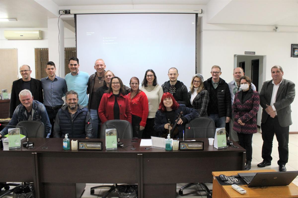 (Fotos: Divulgação / Câmara)