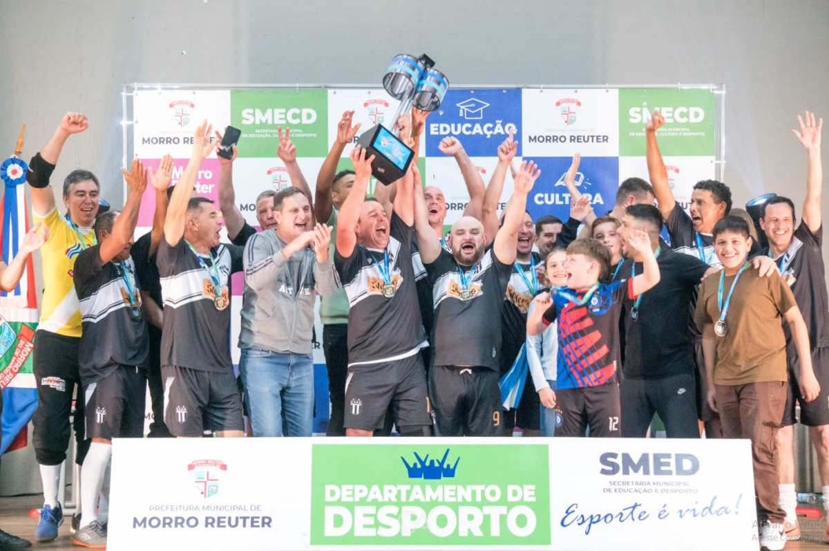 Atletas da Ponte Preta comemoram (Fotos: @claudiopehlke_ / @cineatleta)