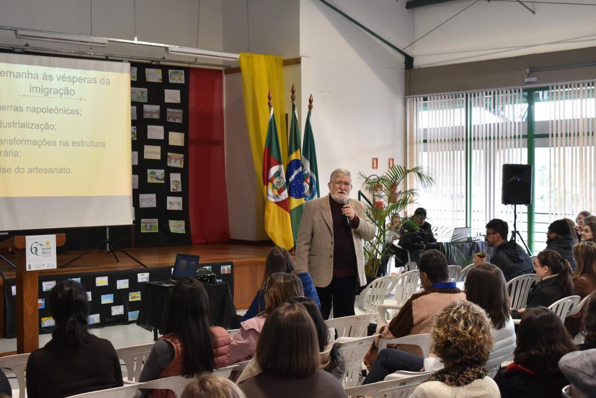 Encontro foi no Complexo Esportivo