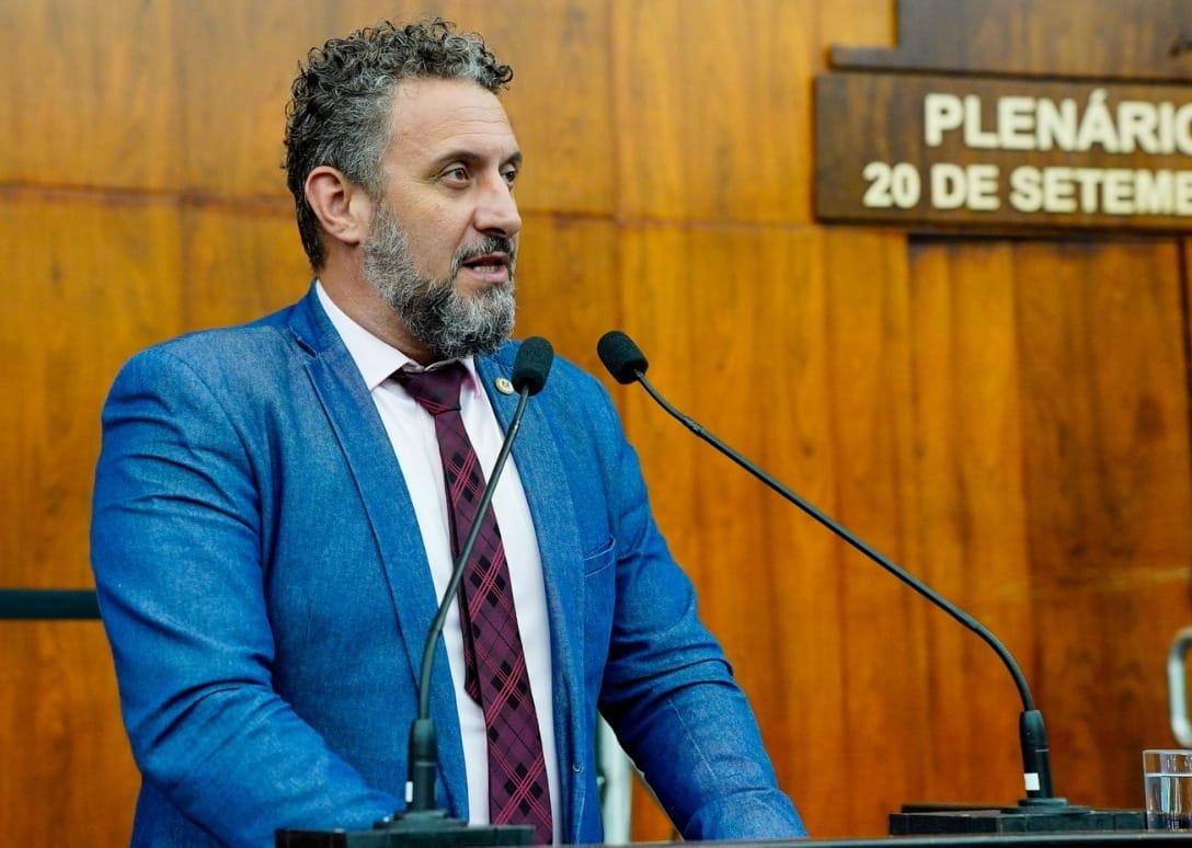 Issur Koch (Foto: Divulgação)