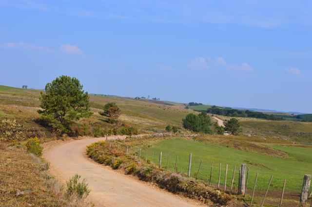 Circuito contempla, em sua maioria, estradas secundárias e não pavimentadas Circuito contempla, em sua maioria, estradas secundárias e não pavimentadas