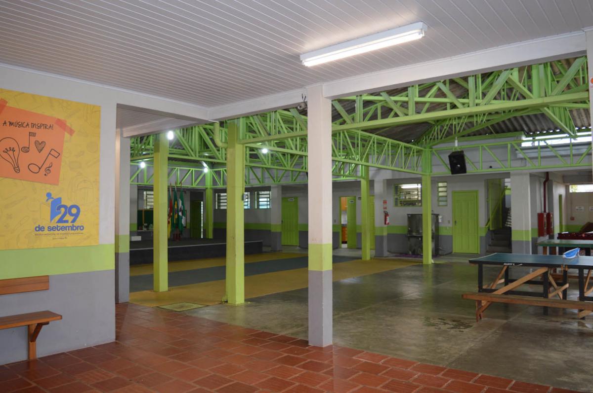 Rede municipal está com as aulas suspensas desde 23 de março Rede municipal está com as aulas suspensas desde 23 de março