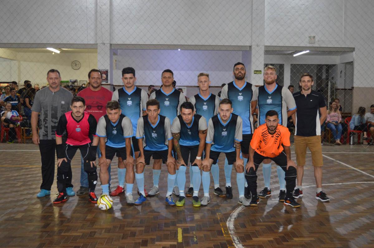 Yokohama faz o segundo jogo da noite Yokohama faz o segundo jogo da noite