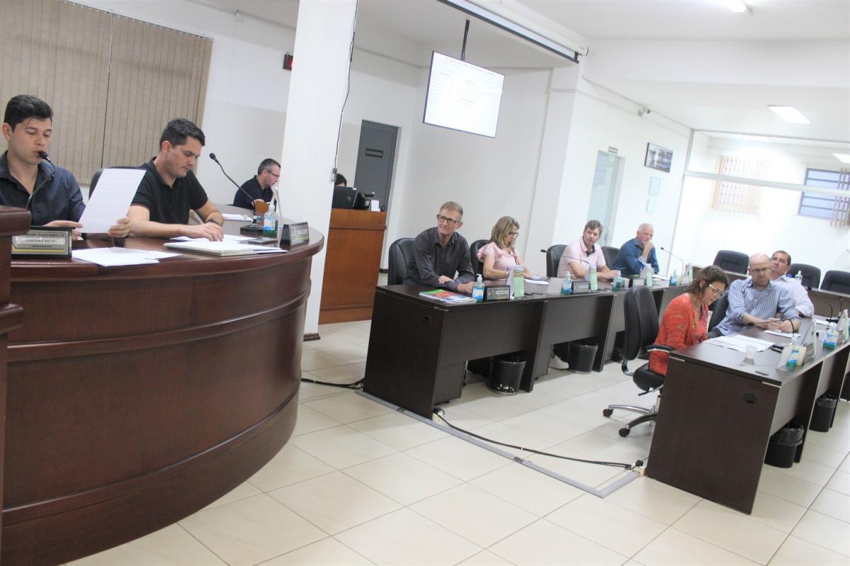 Câmara aprovou quatro projetos do Executivo nesta segunda (Foto: Divulgação / Câmara) Câmara aprovou quatro projetos do Executivo nesta segunda (Foto: Divulgação / Câmara)