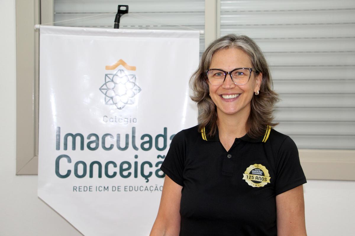 Valéria assumiu a direção nesta semana Valéria assumiu a direção nesta semana