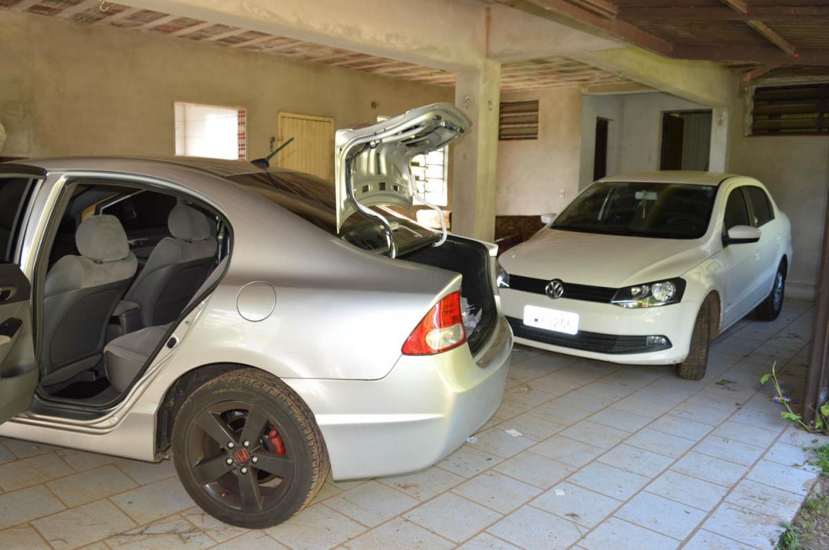 Carros estavam na Estrada Morro dos Reis