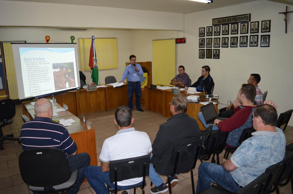 Encontro aconteceu na noite de terça-feira