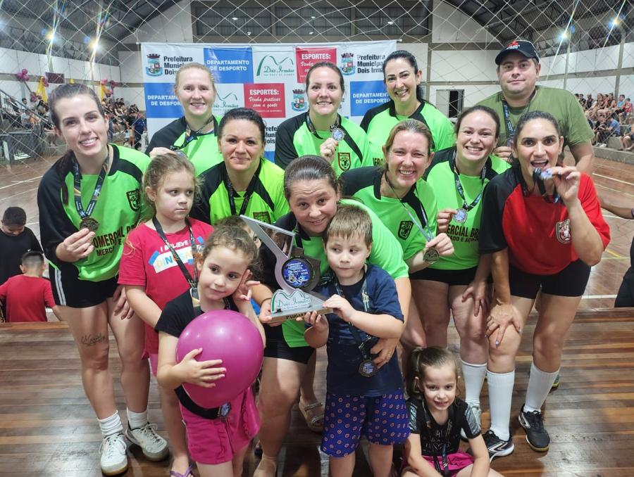 3° lugar: EMEF Heda Nienow – Feminino 