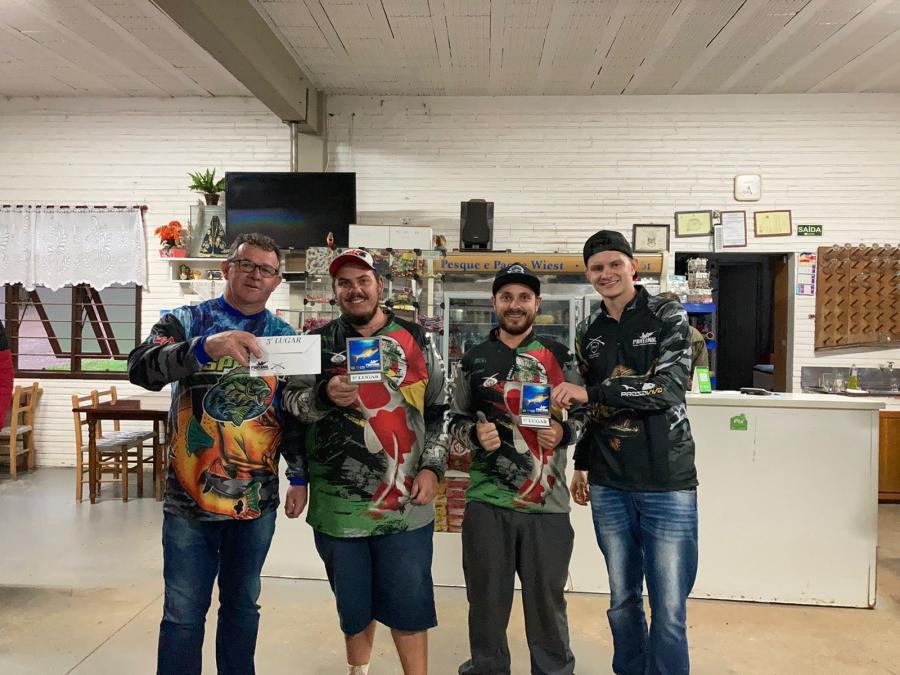 3° lugar: Robin e Taison  