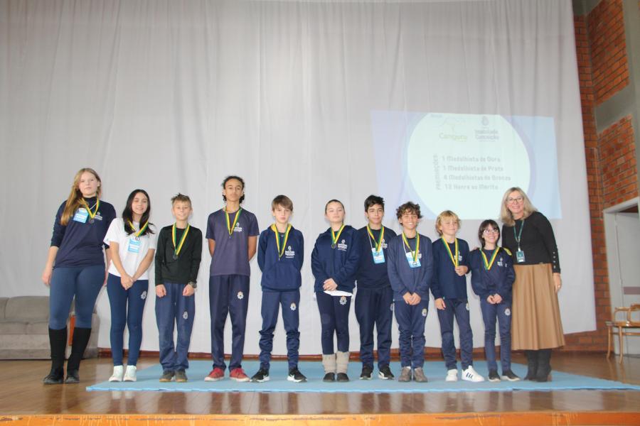 Alunos que receberam Honra ao Mérito no Concurso Canguru de Matemática 