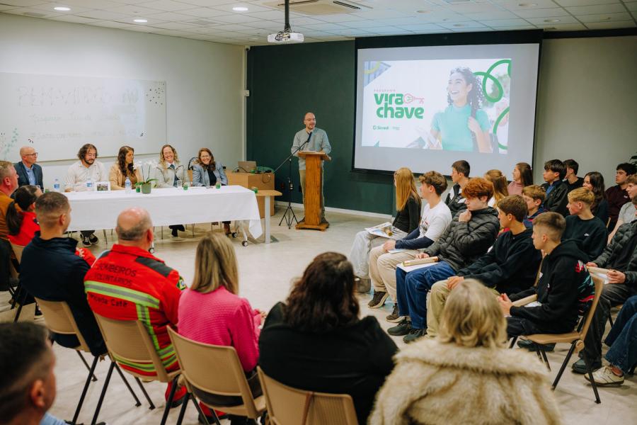 Ao longo do mês de julho, 64 jovens participaram das cerimônias de formatura realizadas em Canela, Caxias do Sul e Picada Café