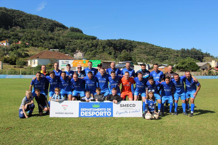 Atual campeão, 69 fez 4 a 1 na estreia