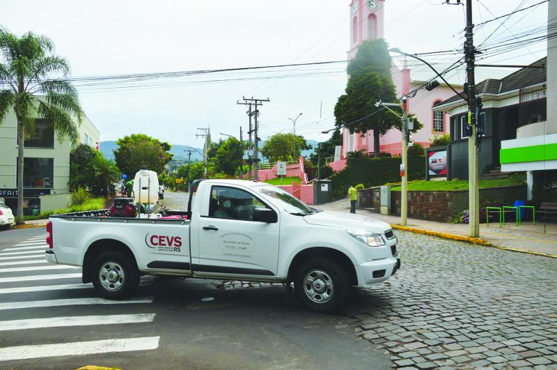 Pulverização do inseticida segue ocorrendo no município