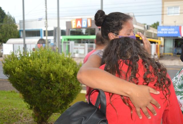 Gabriela com a mãe, Andréia