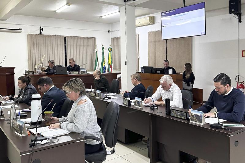 (Fotos: Divulgação / Câmara)
