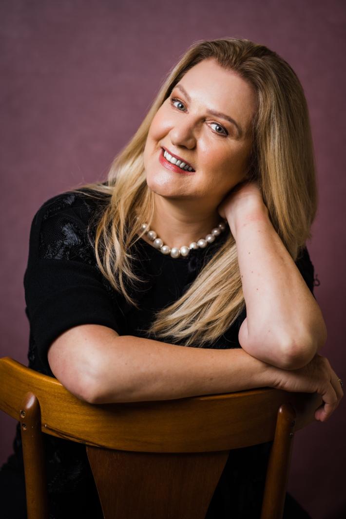 Cantora lírica Angela Diel