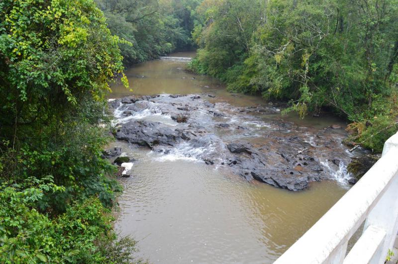 Arroio Feitoria voltou a subir