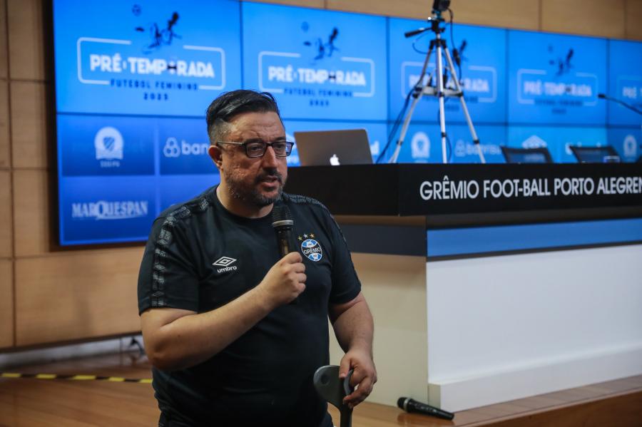 Claudio Mitchell Neis é o novo diretor de Futebol Feminino