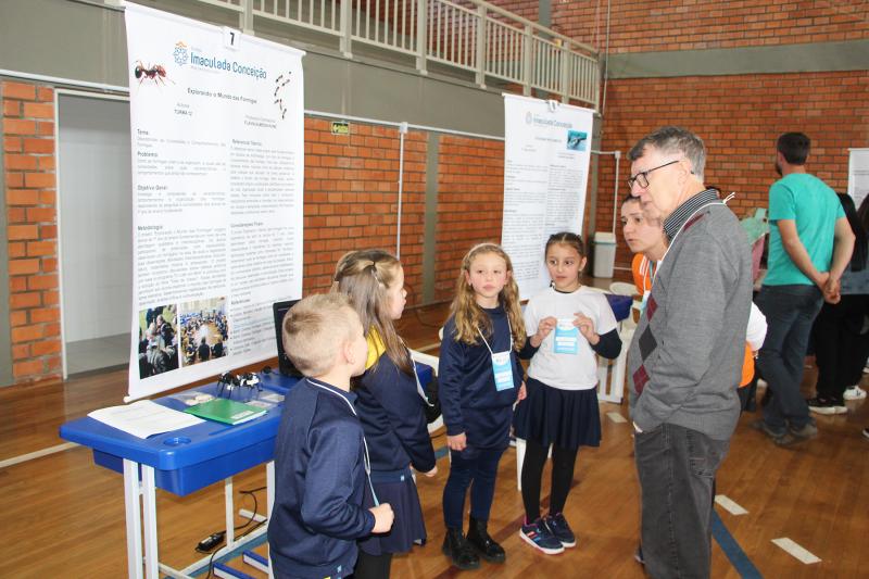 Feira contou com a participação de avaliadores externos, de diversas áreas de atuação